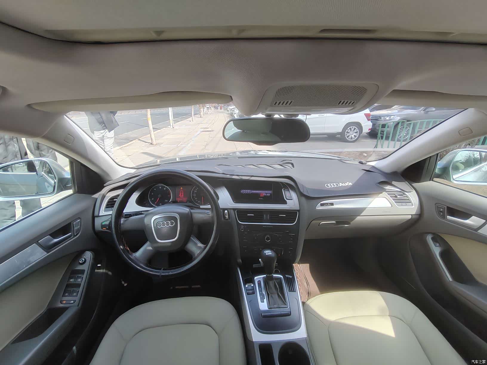 Audi A4L, 2009 8
