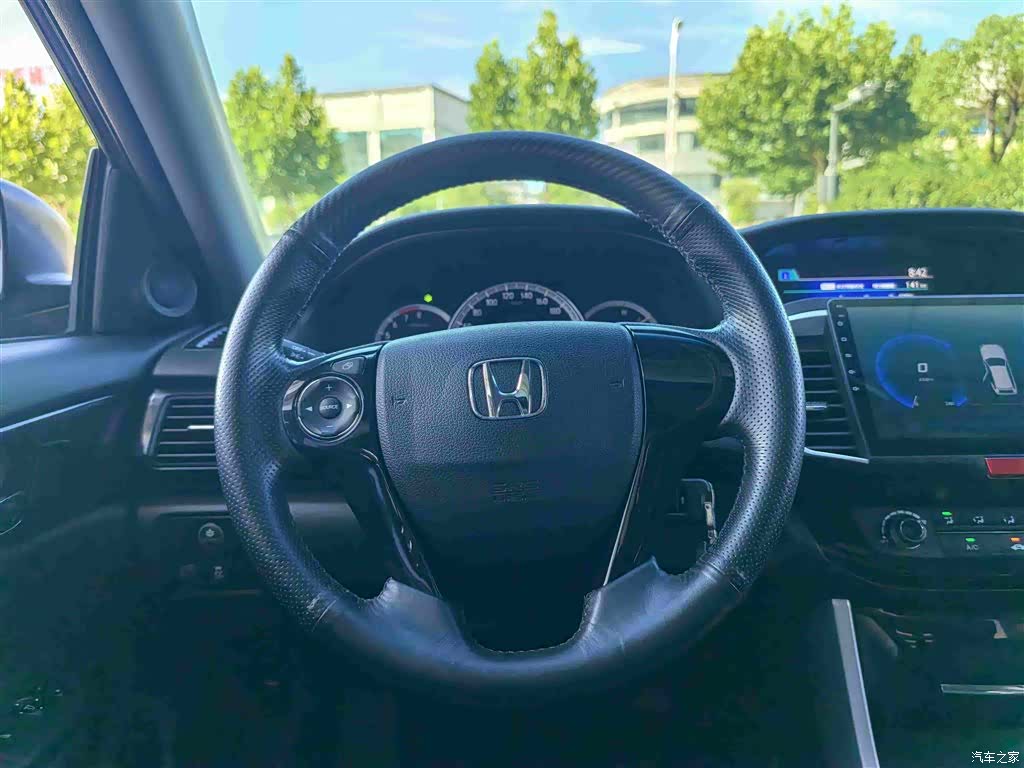 Honda Accord, 2019 13
