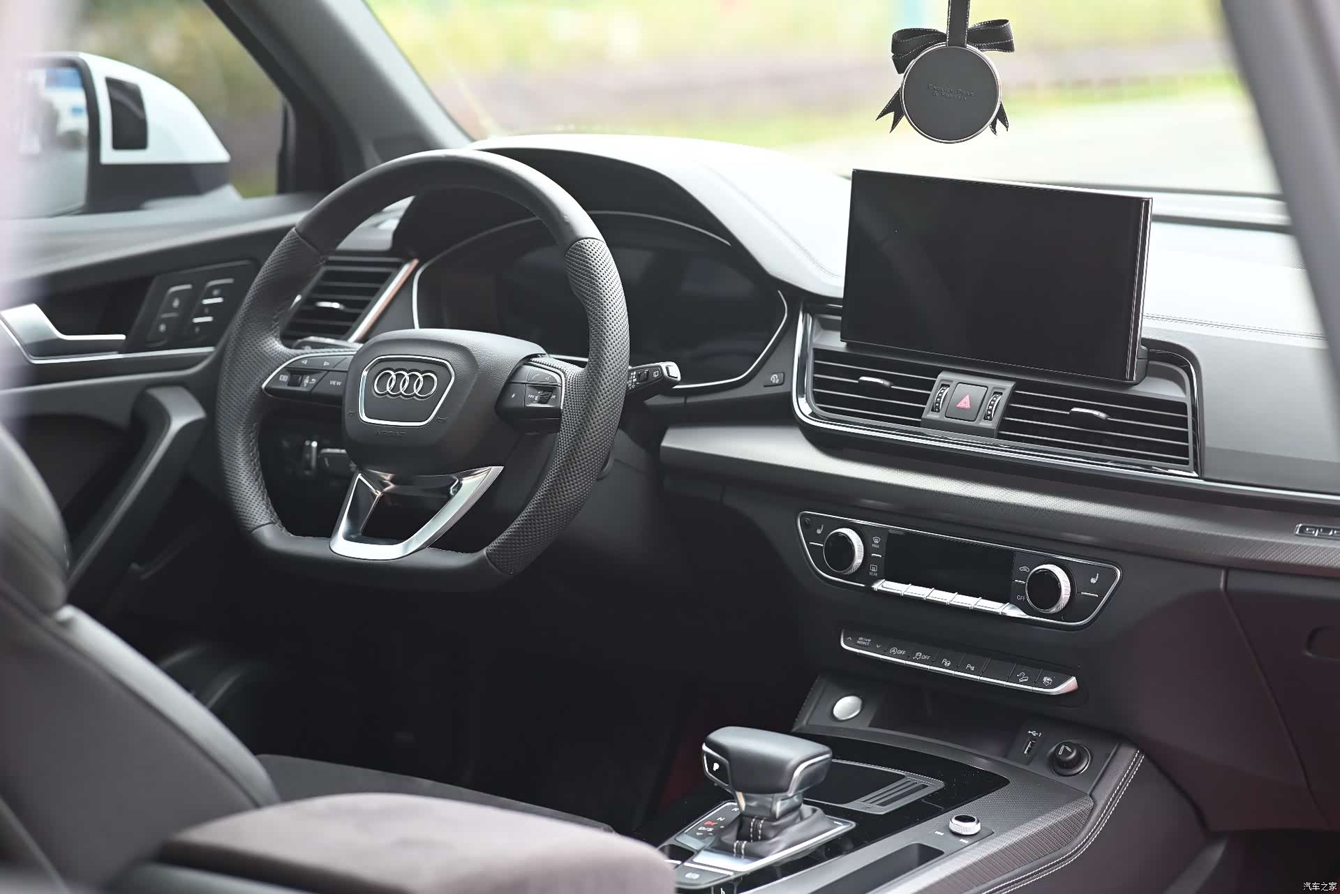 Audi Q5L, 2021 6