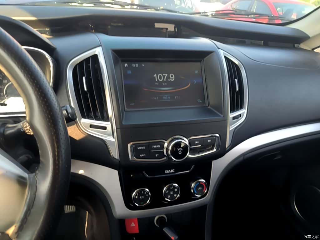 BAIC H3, 2016 13