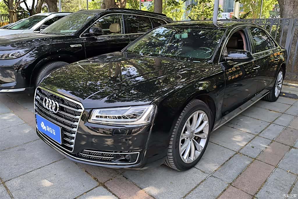 Audi A8L, 2017 1