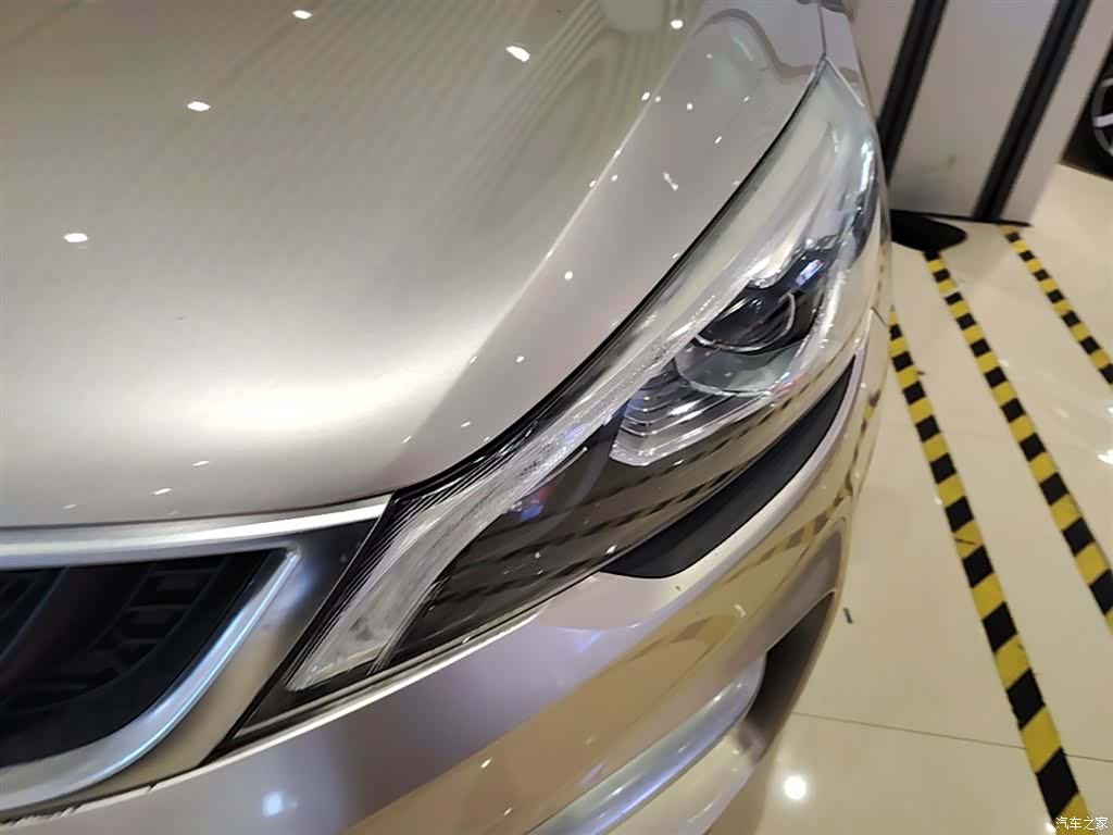 Geely Emgrand, 2017 24