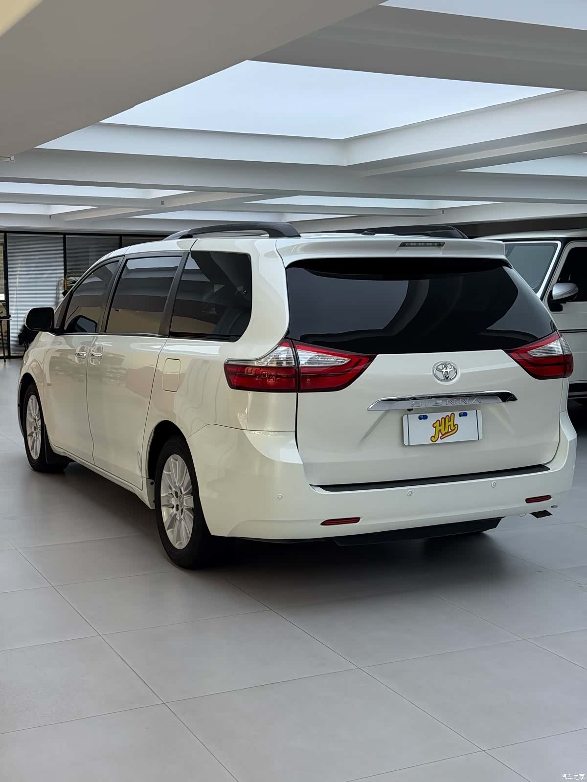 Toyota Sienna, 2017 10