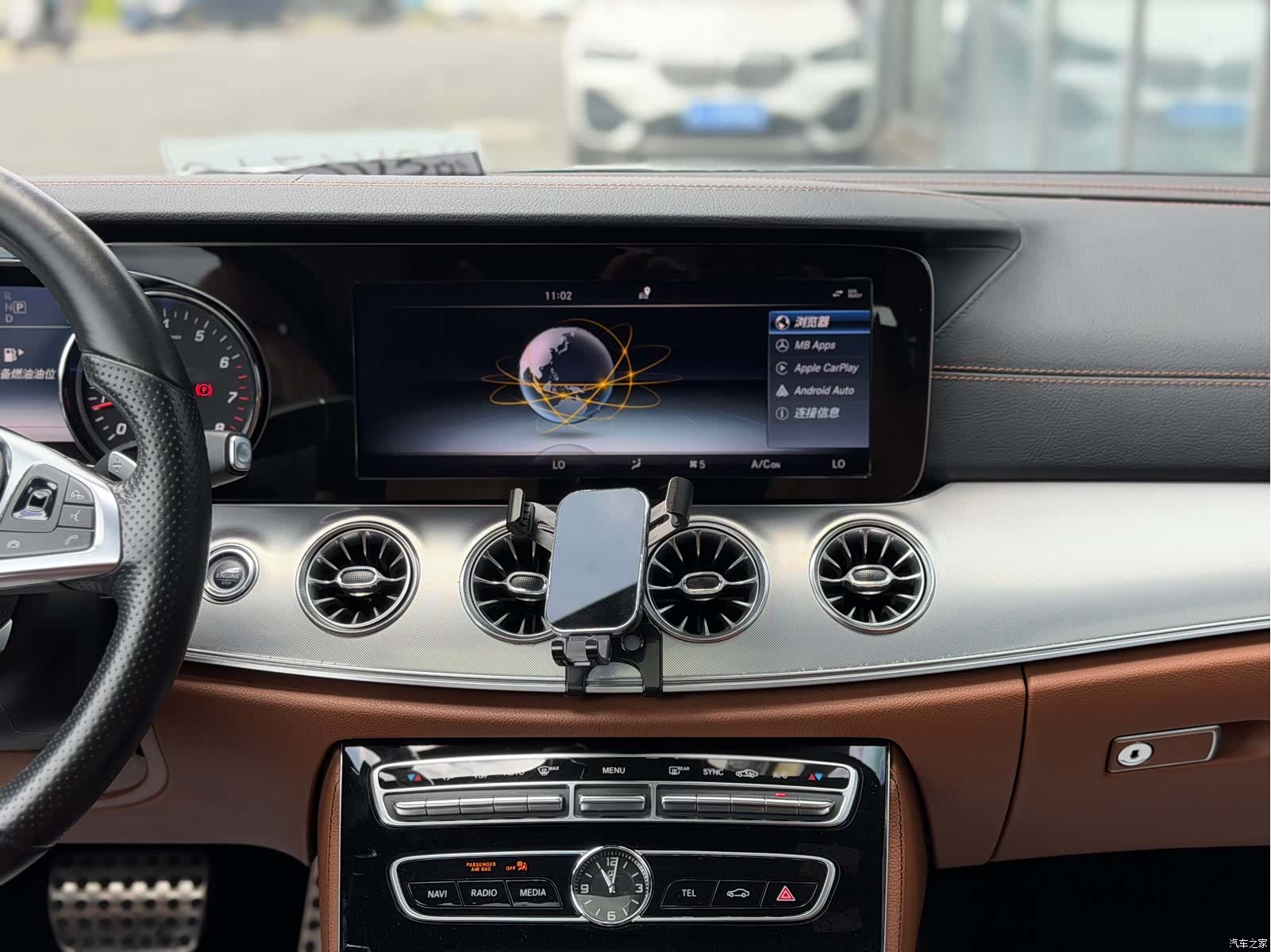 Mercedes-Benz E-Class, 2018 12