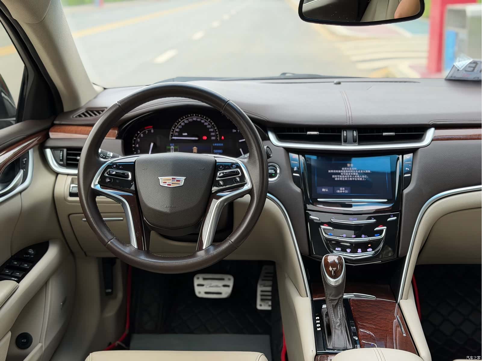Cadillac XTS, 2017 15