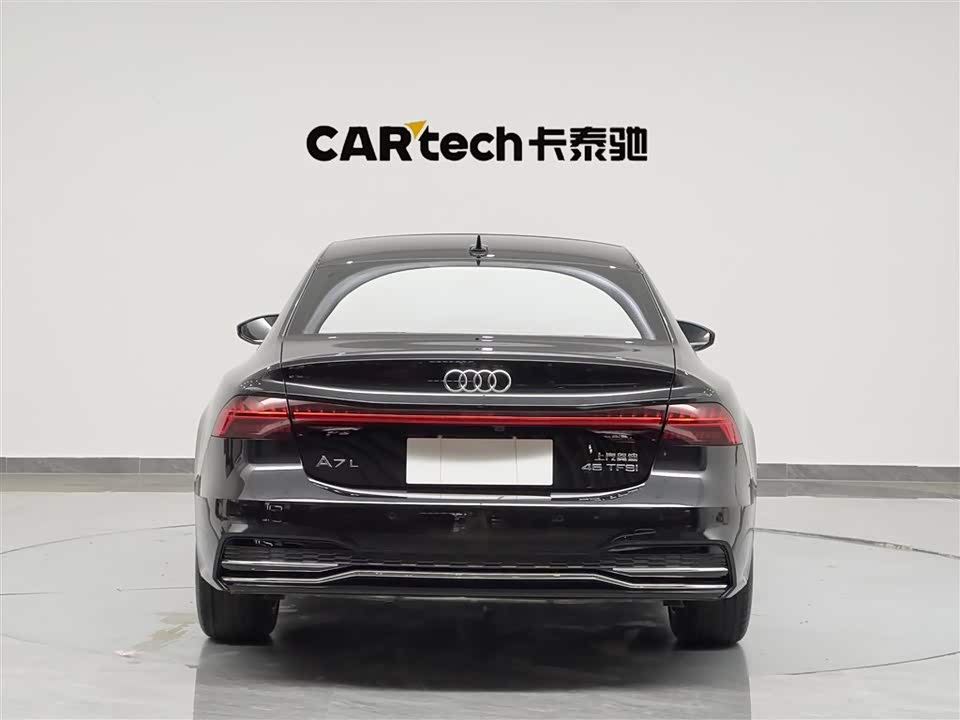 Audi A7L
