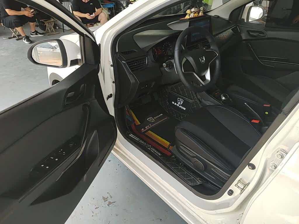 Wuling 310, 2018 16