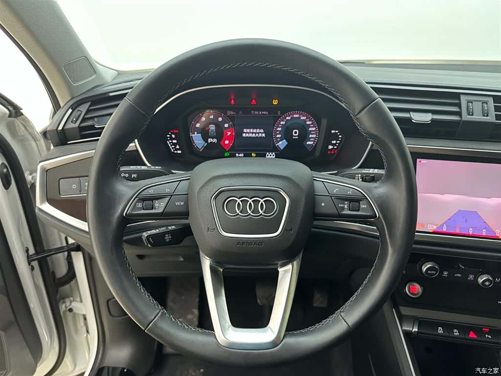 Audi Q3, 2023 20