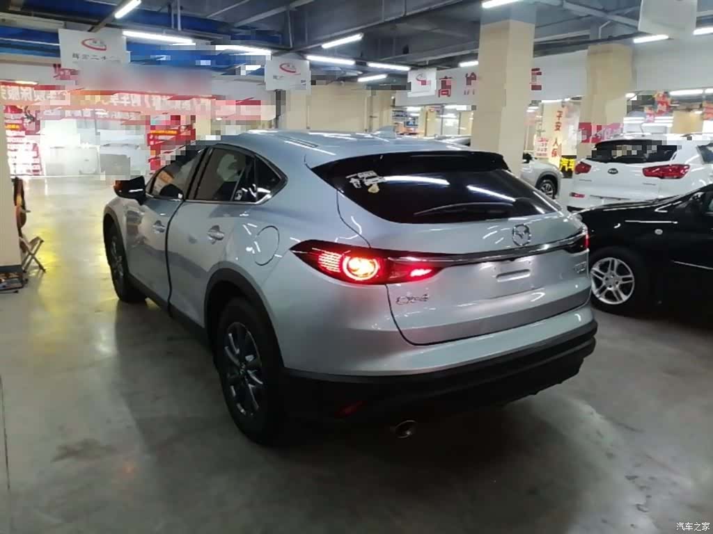 Mazda CX-4, 2021 все фото