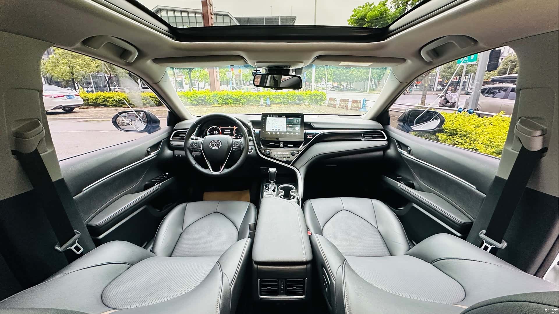 Toyota Camry, 2022 22