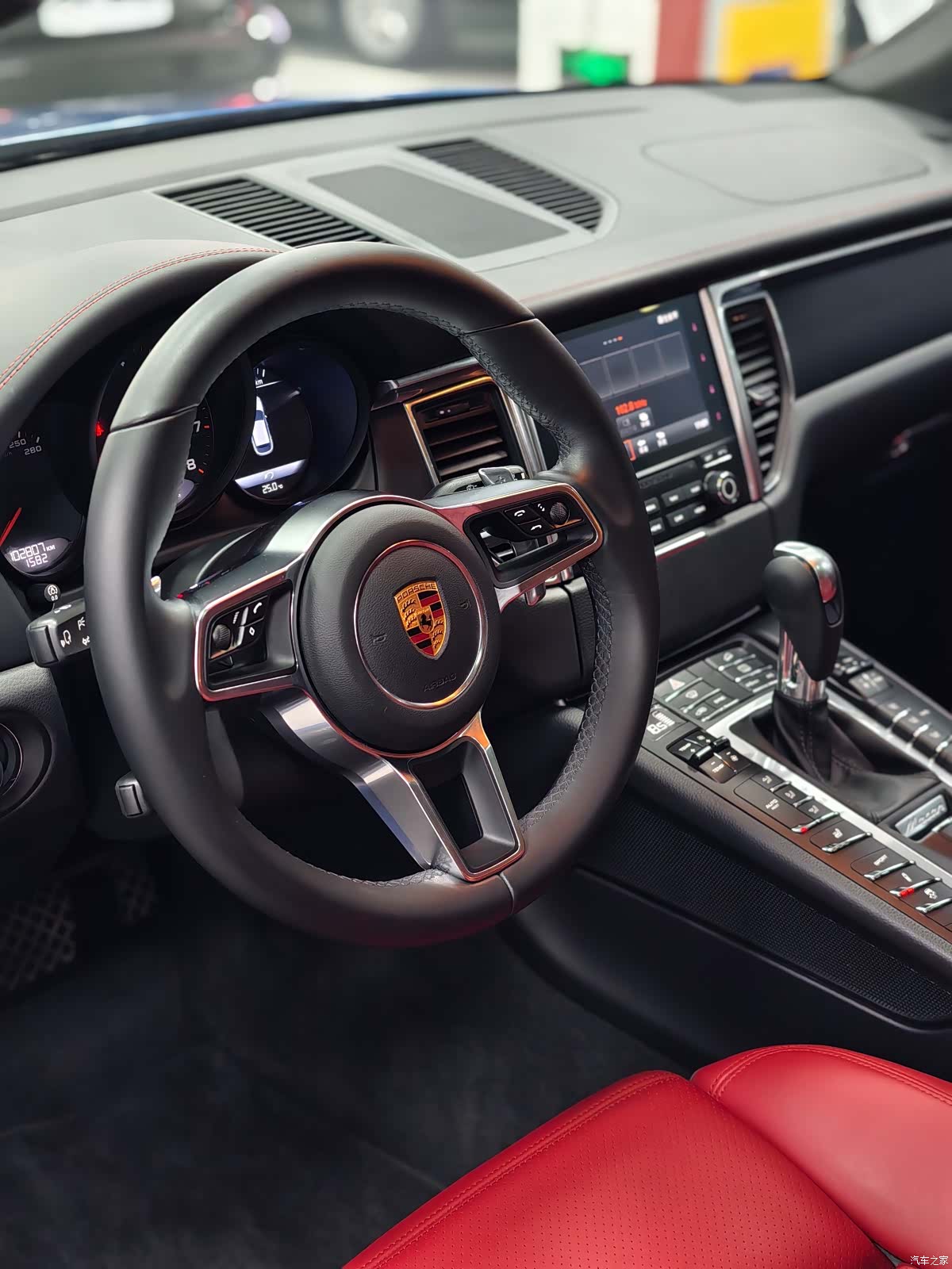 Porsche Macan, 2018 8