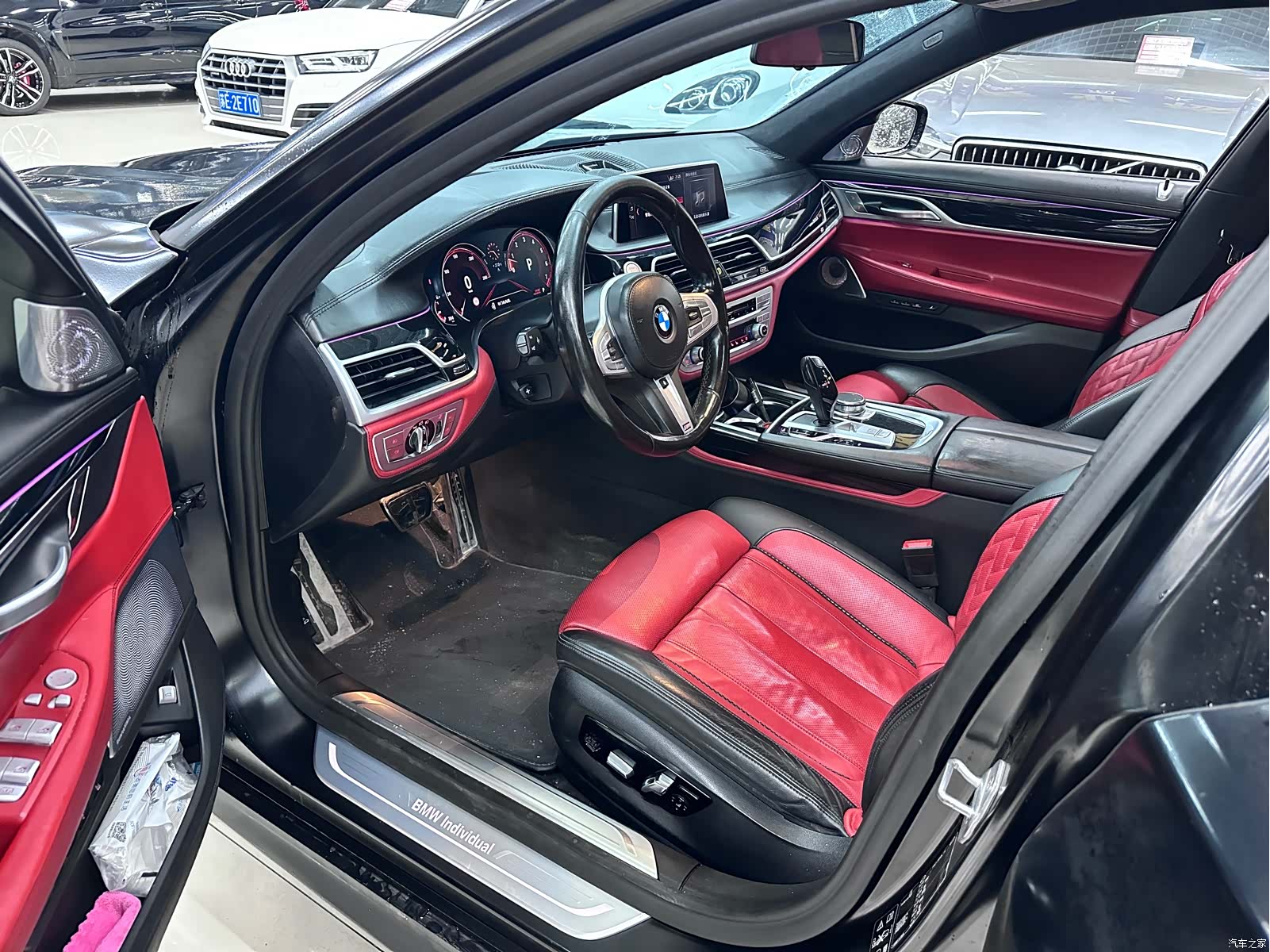 BMW 7 Series, 2019 все фото