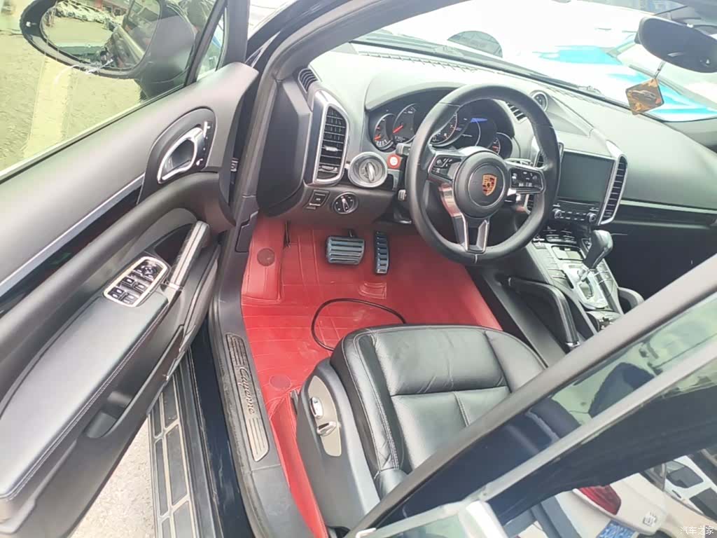 Porsche Cayenne, 2018 16