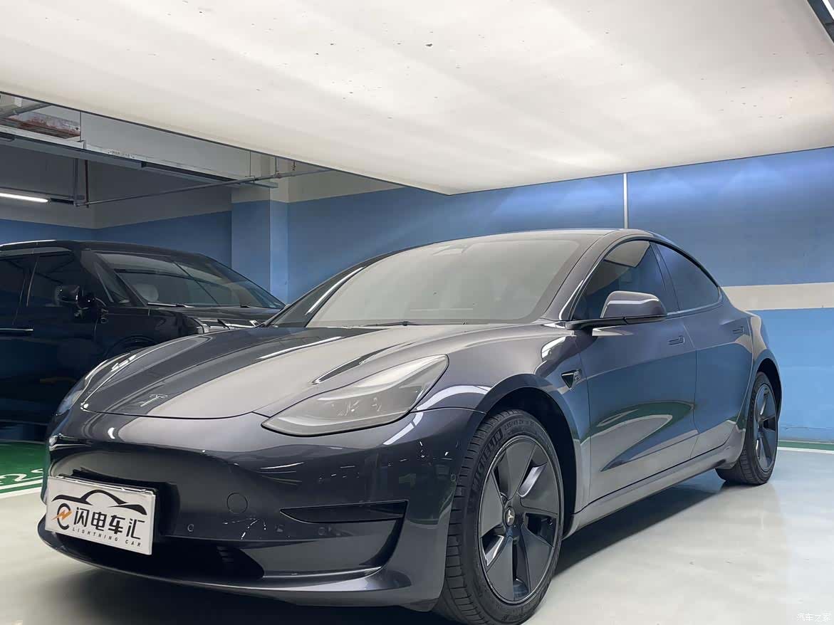 Tesla Model 3, 2022 1