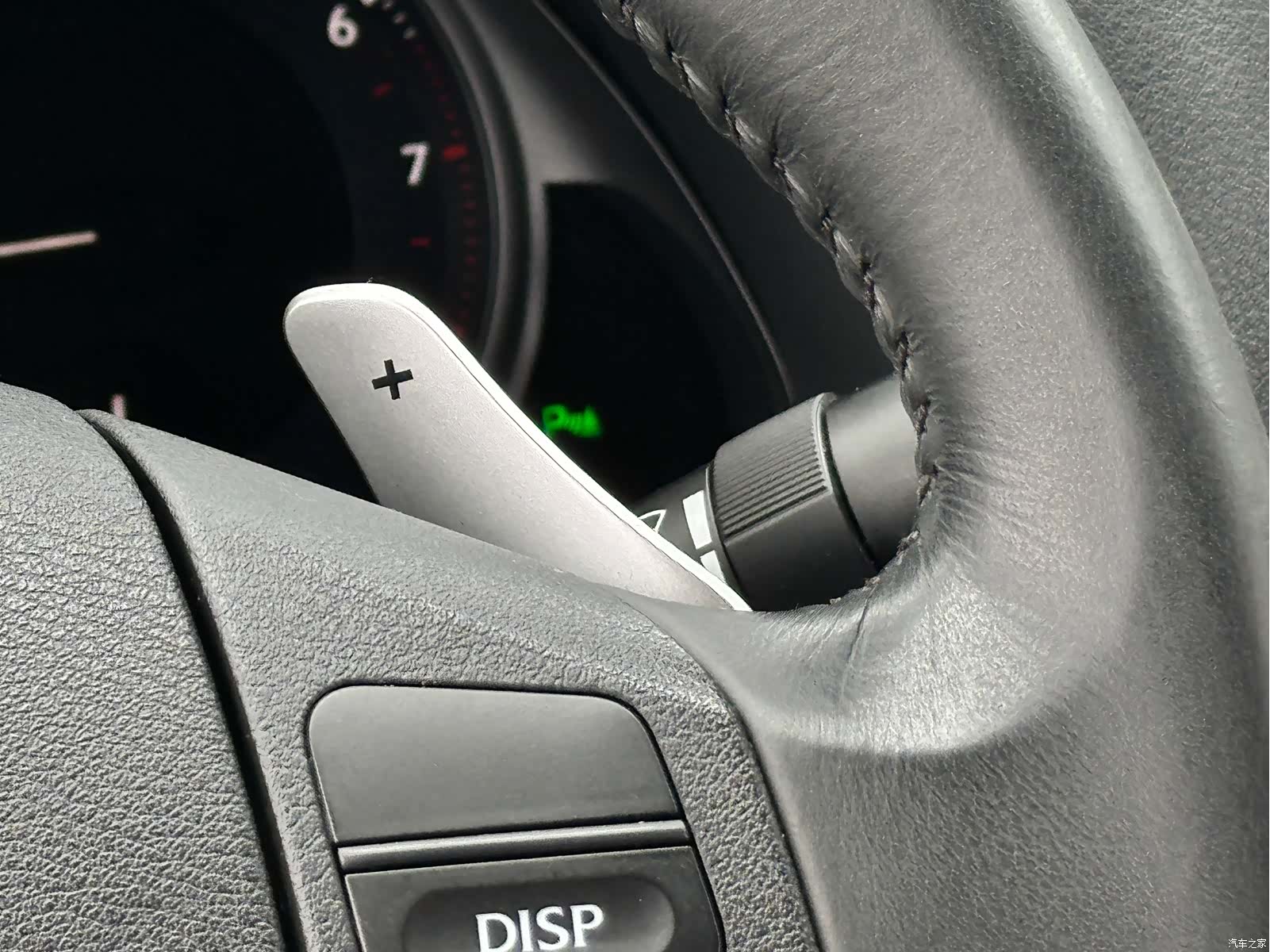 Lexus IS, 2010 14