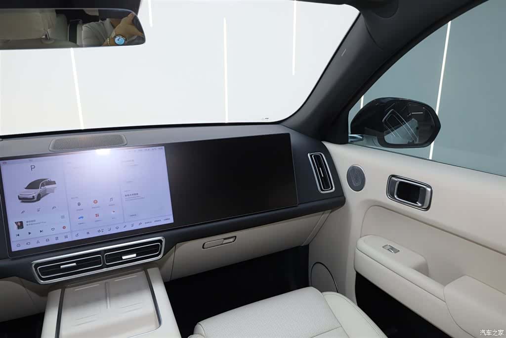 Li Auto L7, 2024 28