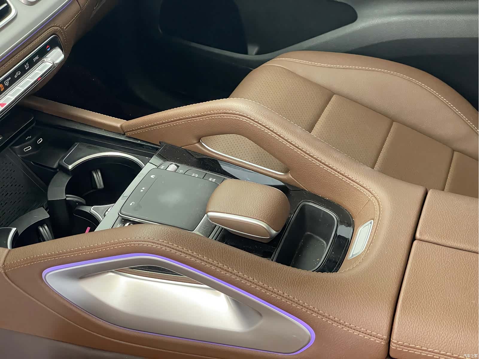 Mercedes-Benz GLE, 2024 7