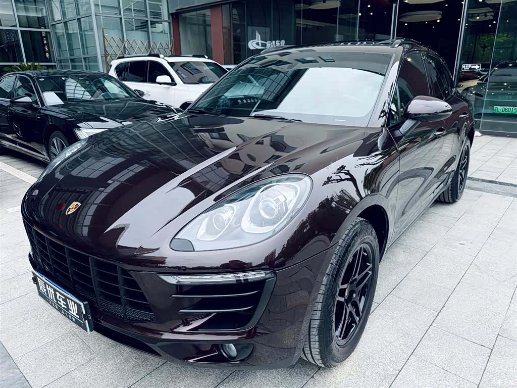 Porsche Macan, 2016 1