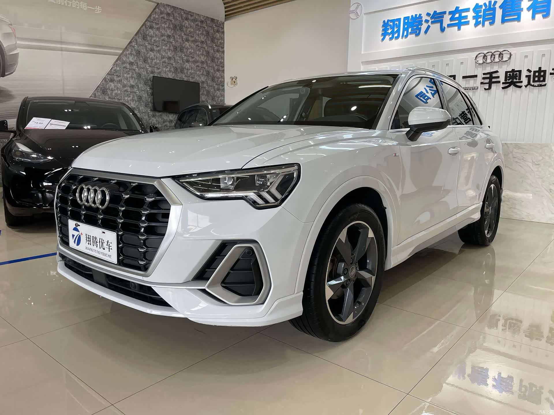 Audi Q3, 2021 1