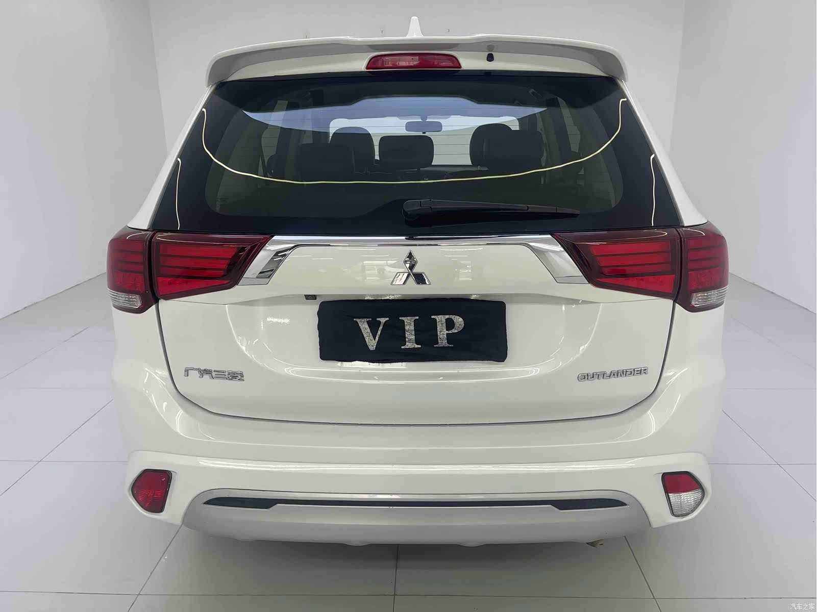 Mitsubishi Outlander, 2021 все фото
