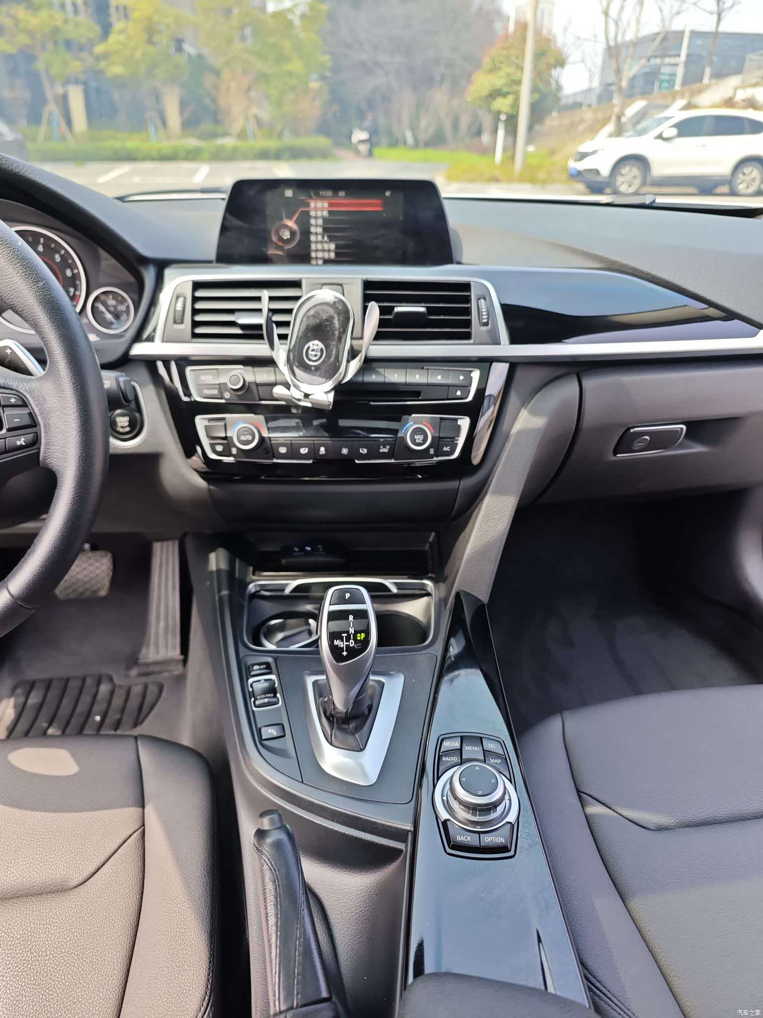 BMW 3 Series, 2016 10