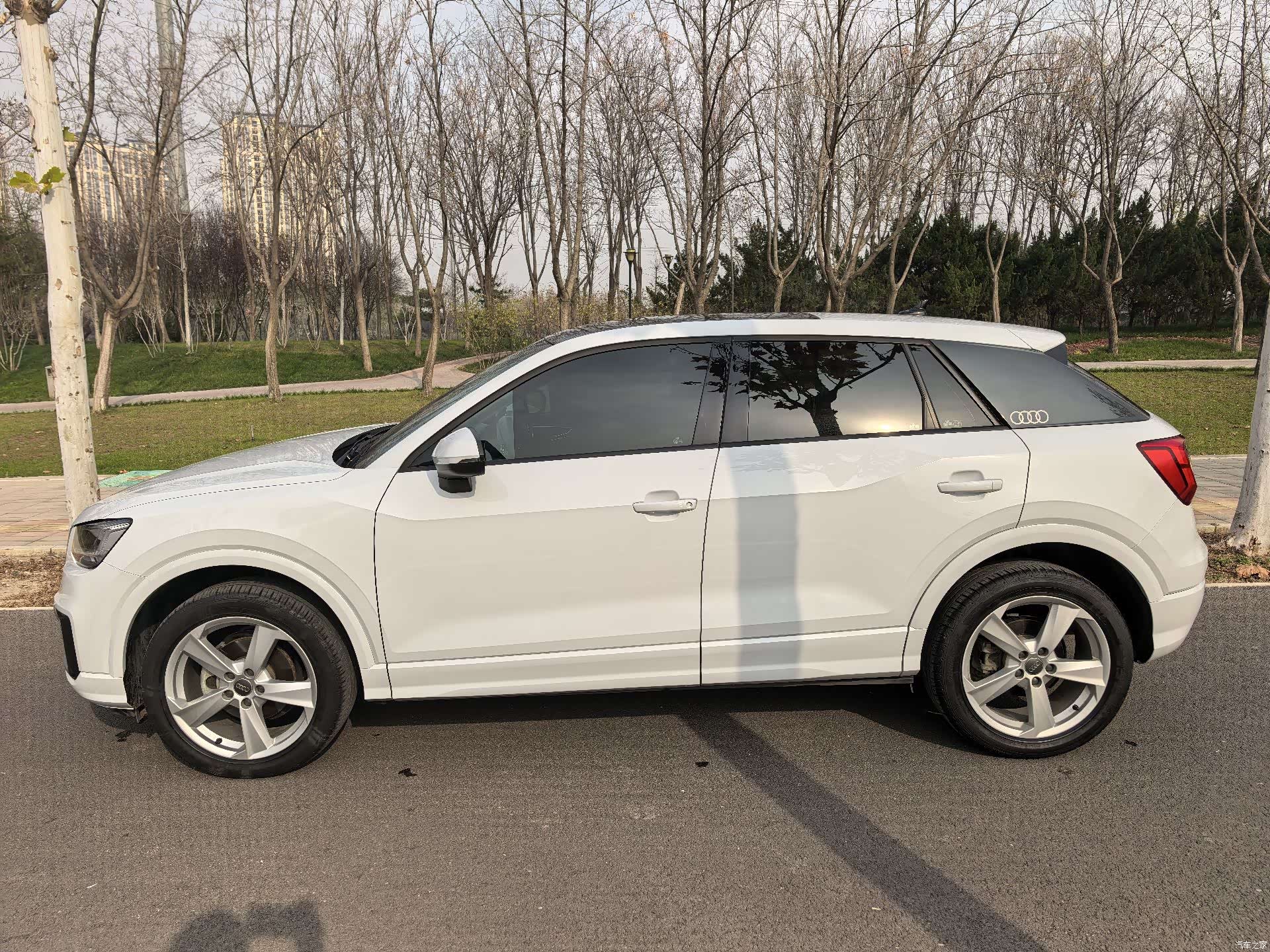 Audi Q2L, 2021 6