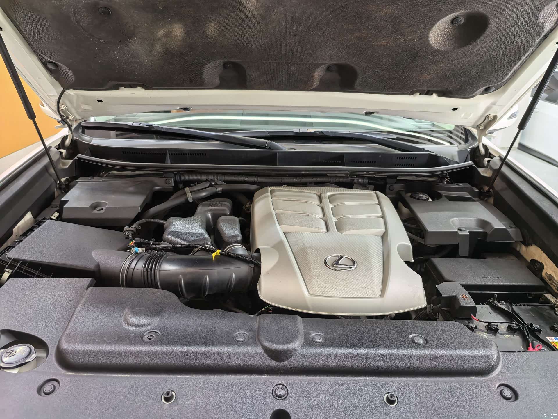 Lexus GX, 2016 26