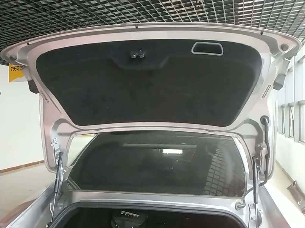 Xpeng P7, 2021 19