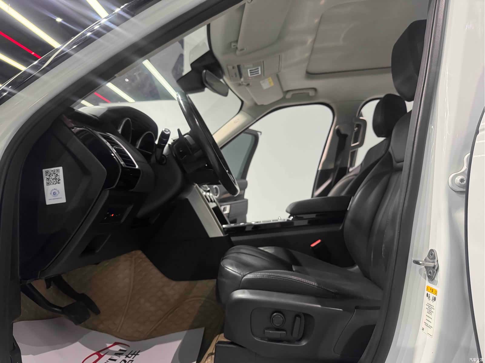 Land Rover Discovery, 2017 все фото