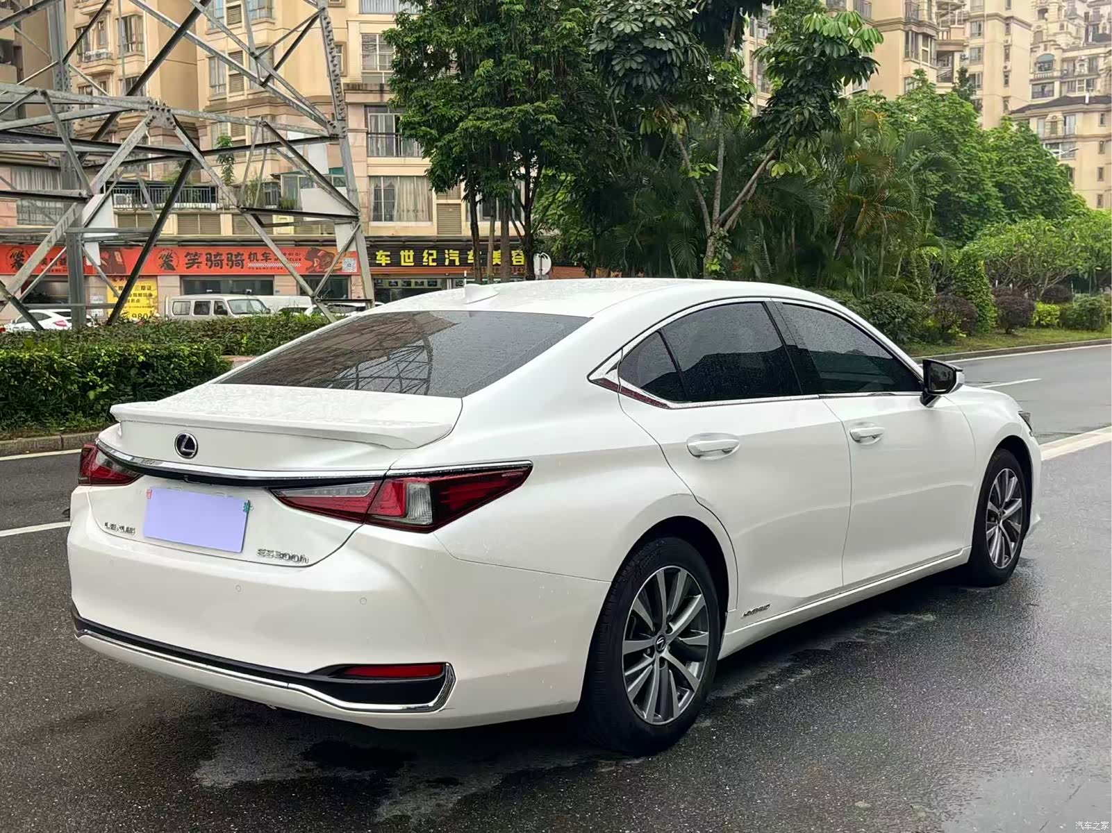 Lexus ES, 2021 4