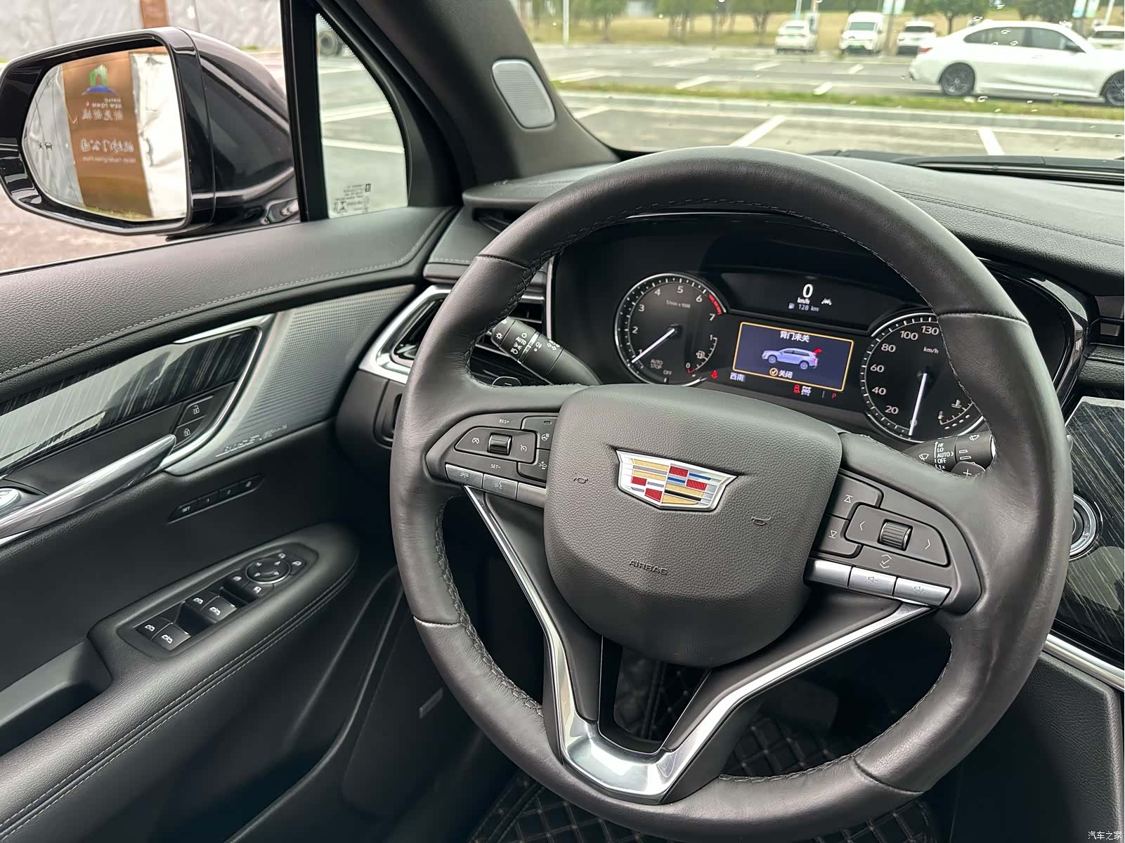 Cadillac XT6, 2022 23