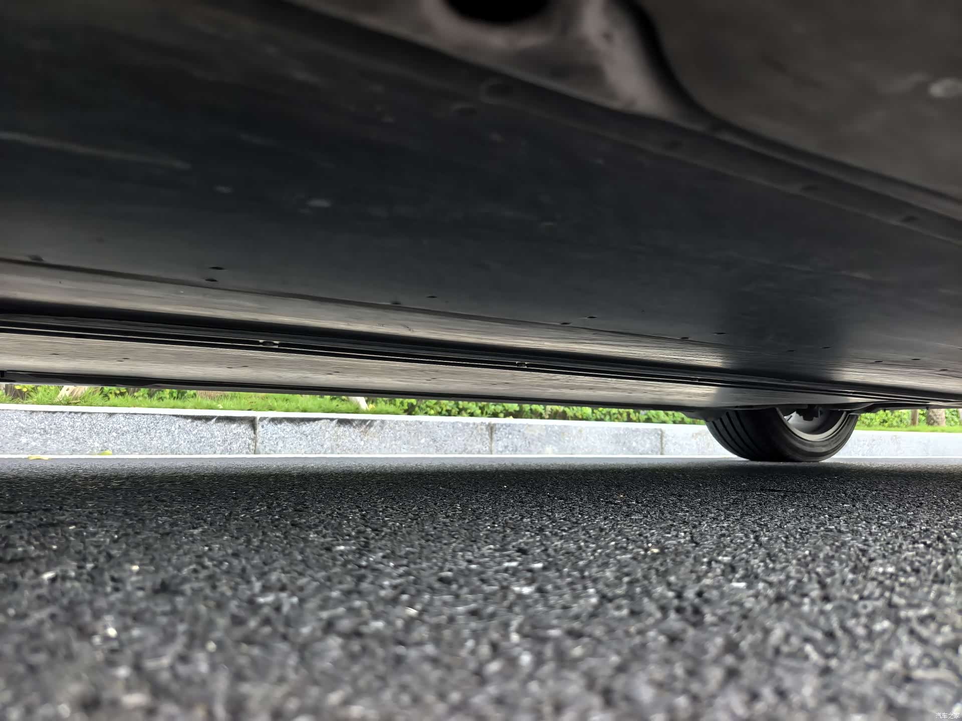 Tesla Model Y, 2022 25