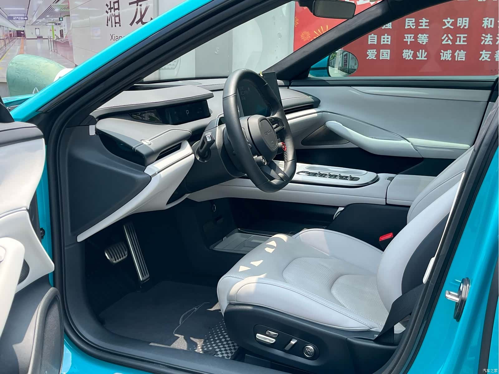Xiaomi SU7, 2024 все фото