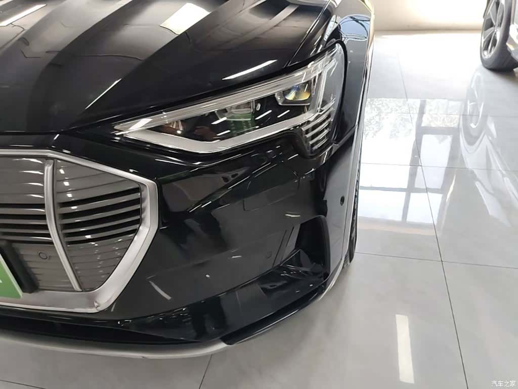 Audi e-tron, 2020 18