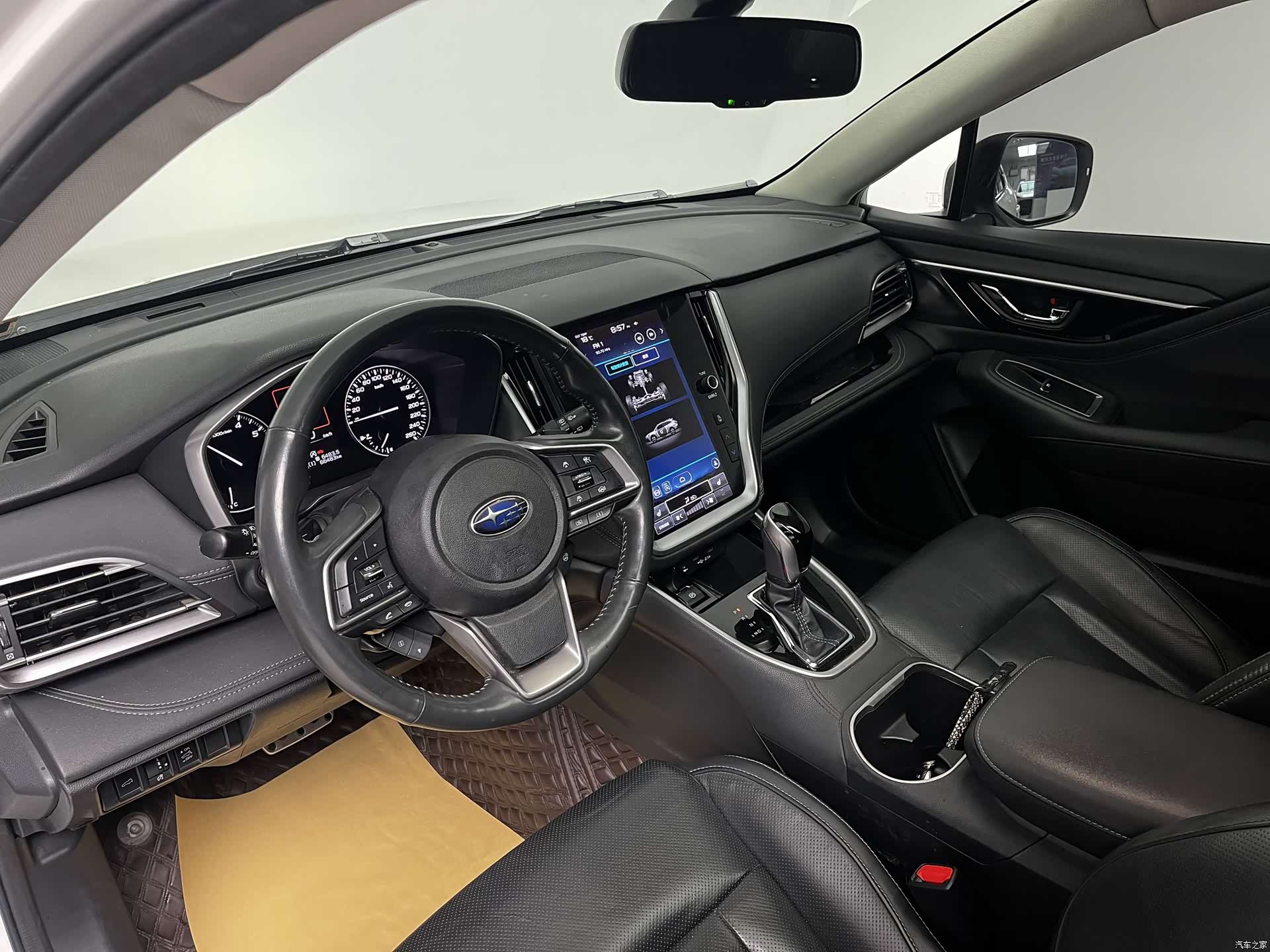 Subaru Outback, 2021 все фото