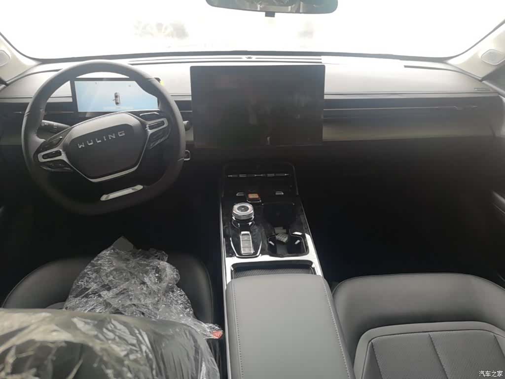 Wuling Starlight, 2026 6