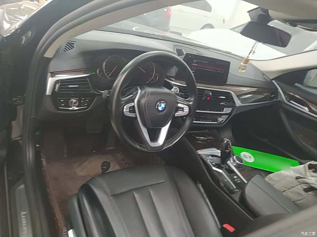 BMW 5 Series, 2018 10