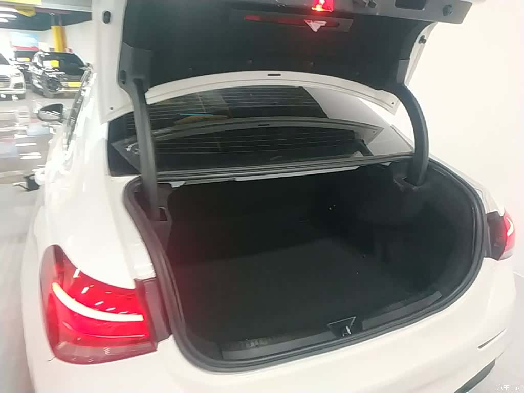 Mercedes-Benz A-Class, 2019 19