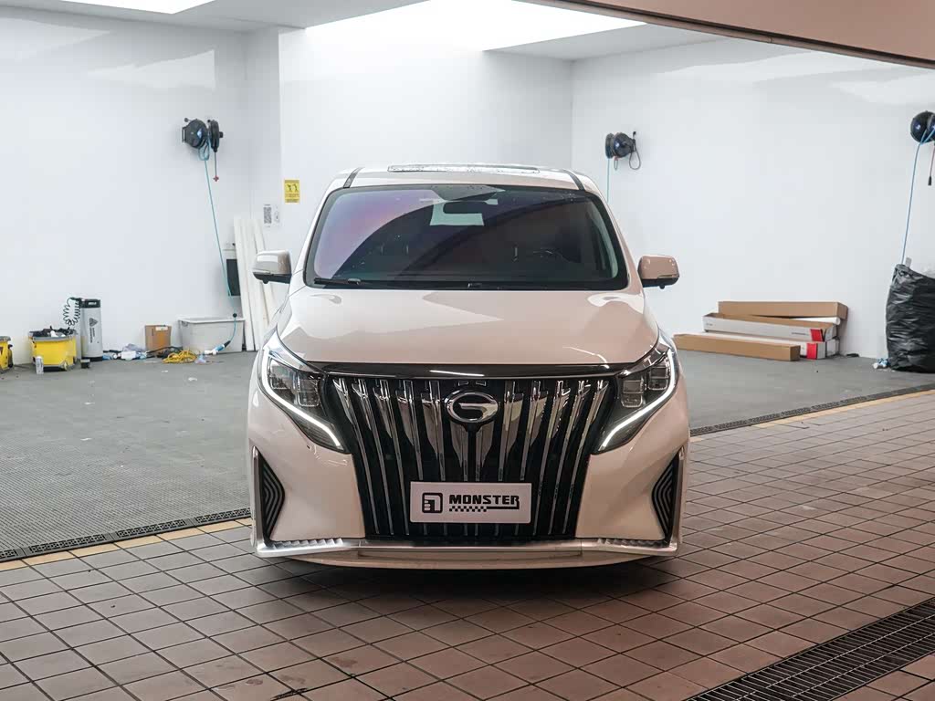 GAC M8