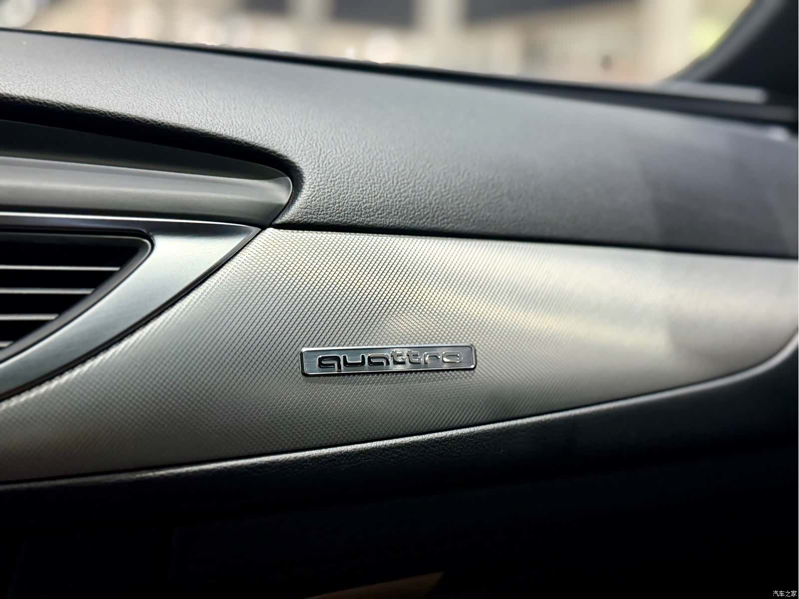 Audi A6L, 2018 10