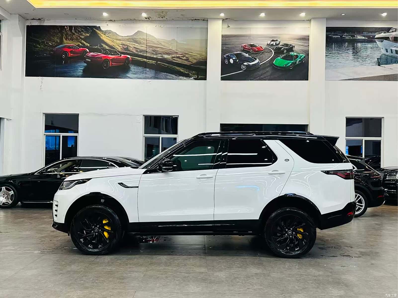 Land Rover Discovery, 2023 3