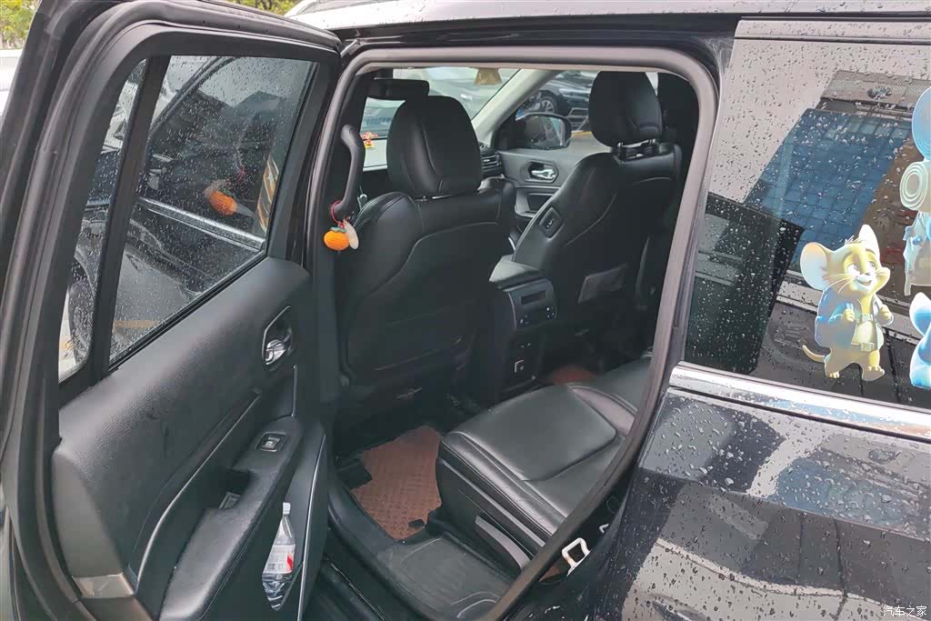Jeep Grand Commander, 2019 11