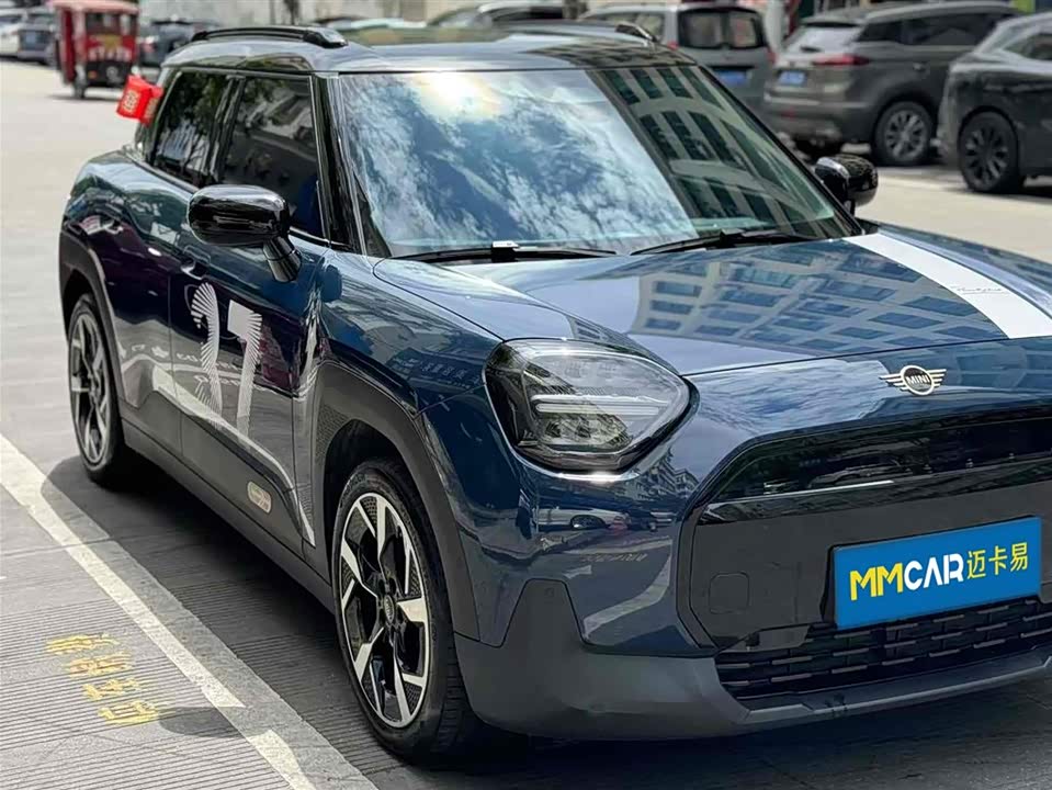 MINI Electric ACEMAN