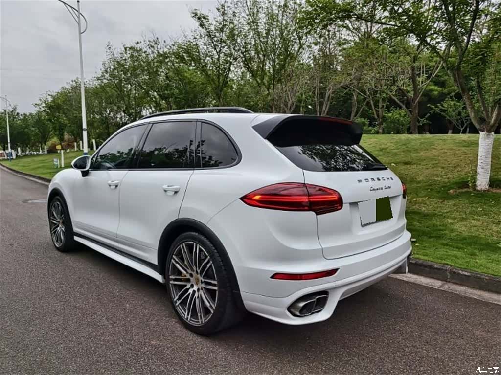 Porsche Cayenne, 2015 8