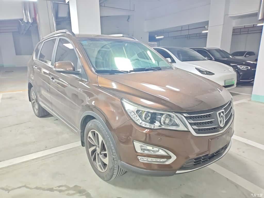Wuling 560, 2017 4