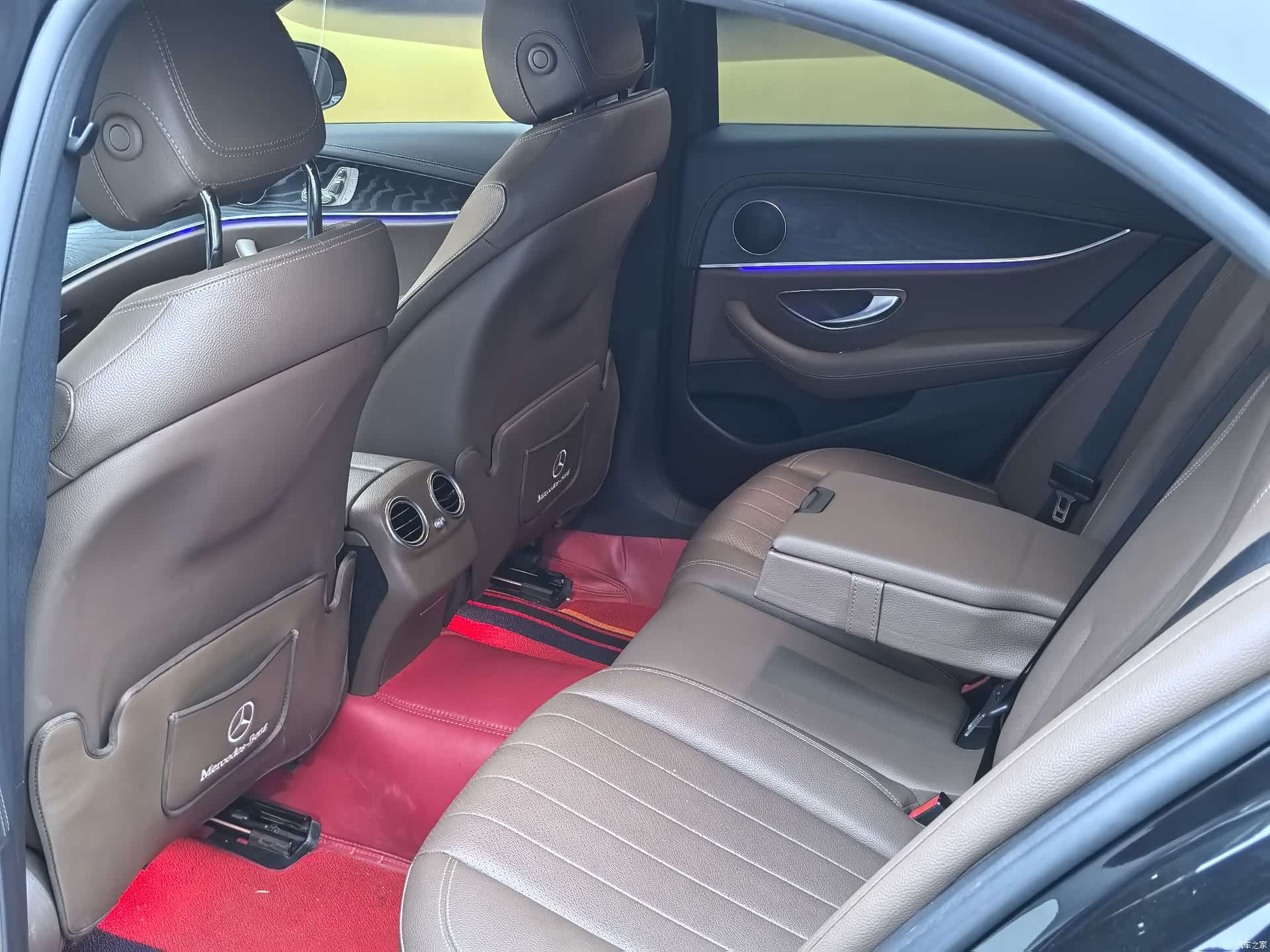Mercedes-Benz E-Class, 2021 24