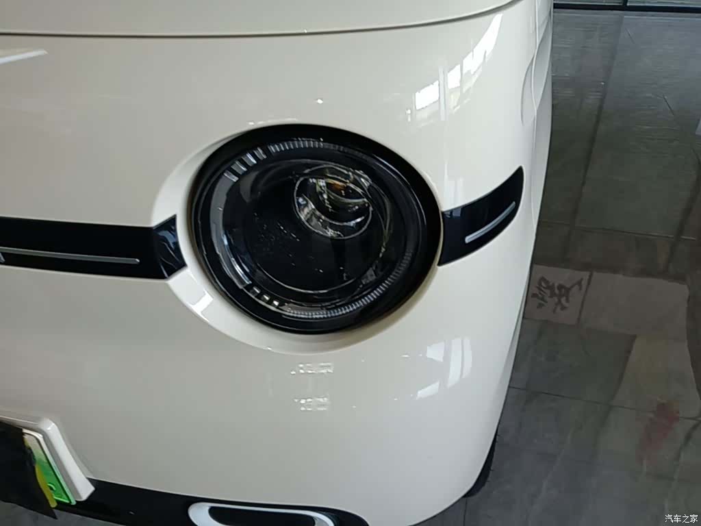 Geely Panda, 2025 24