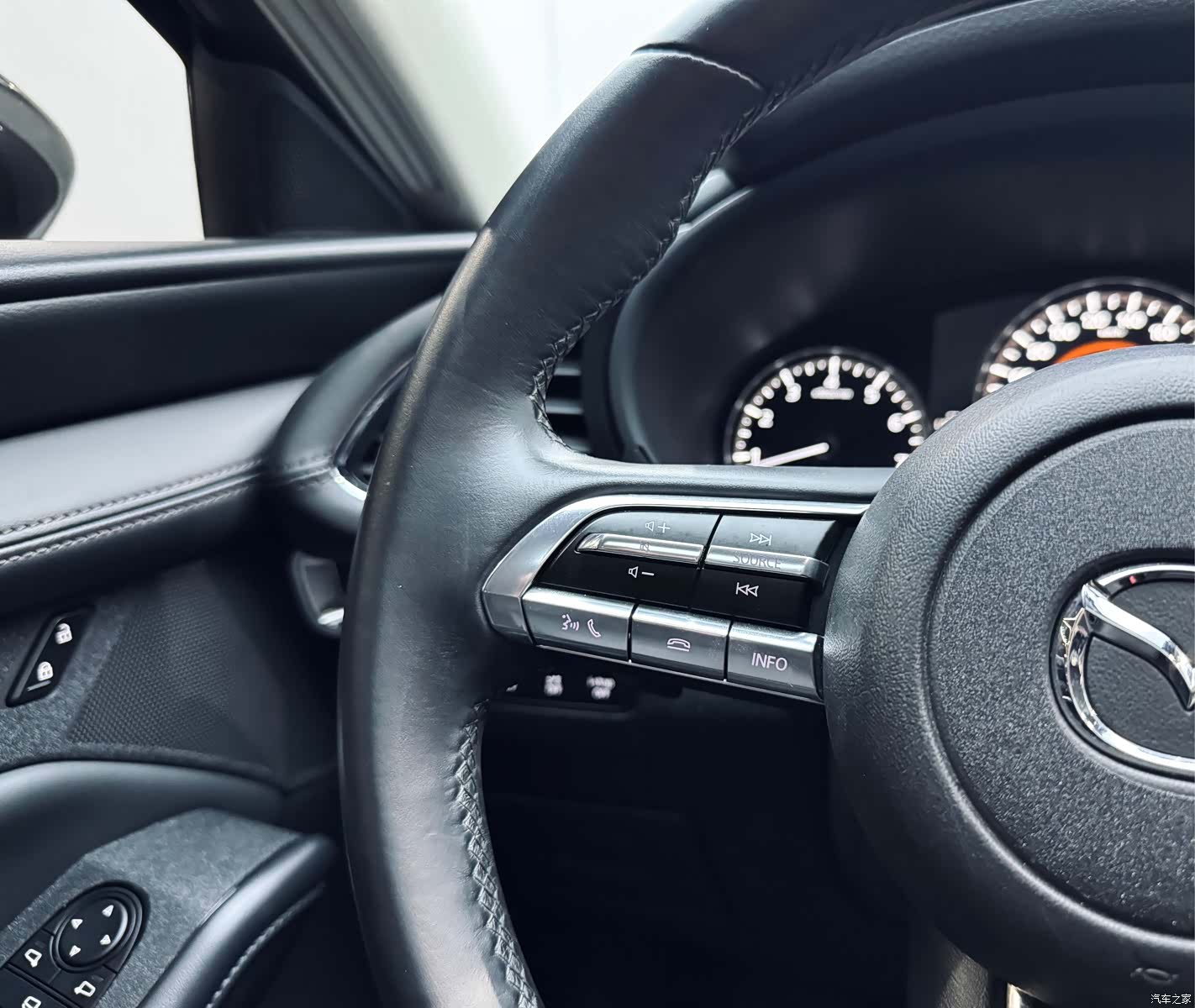 Mazda Mazda3, 2022 18