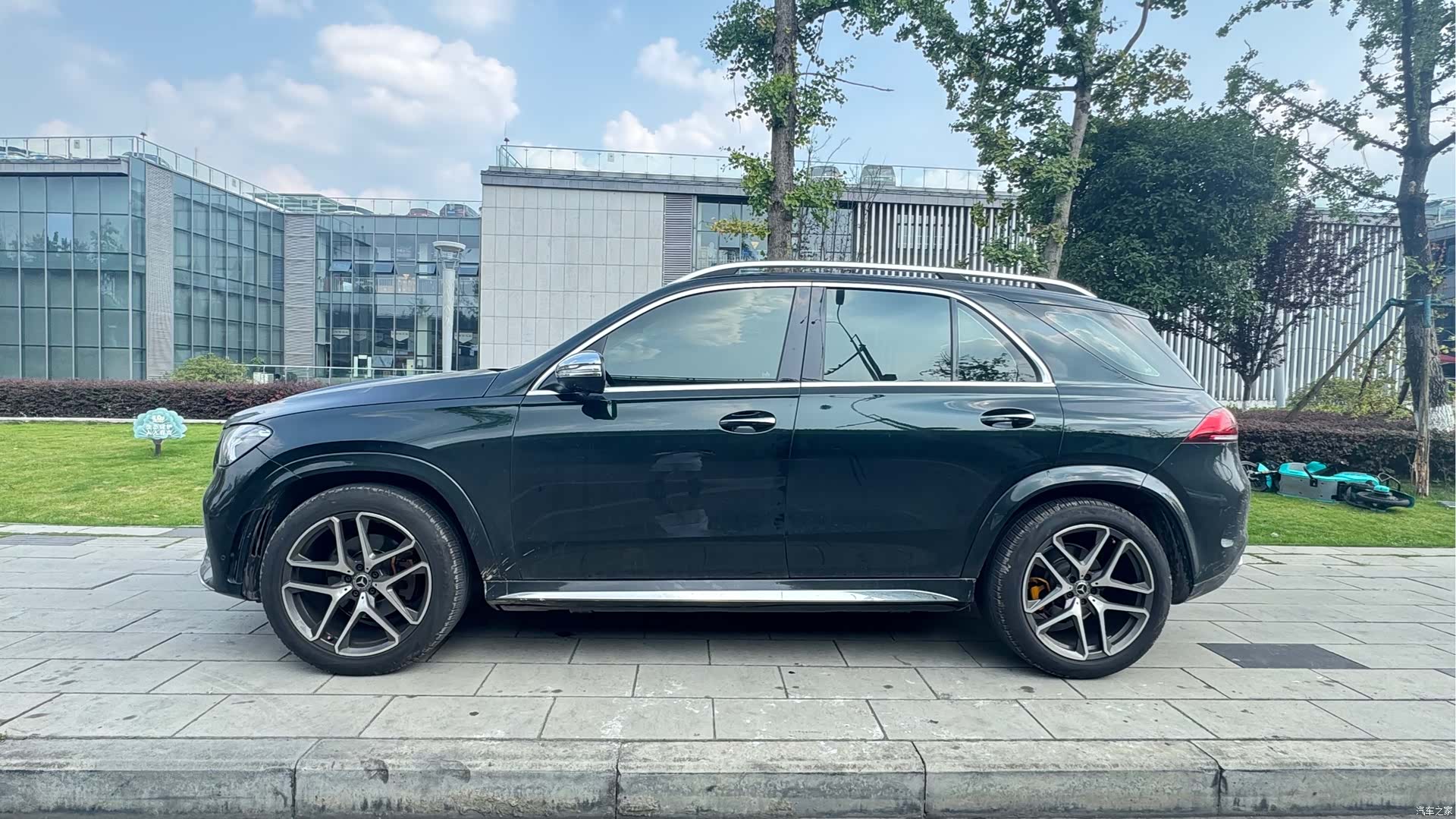 Mercedes-Benz GLE, 2021 все фото
