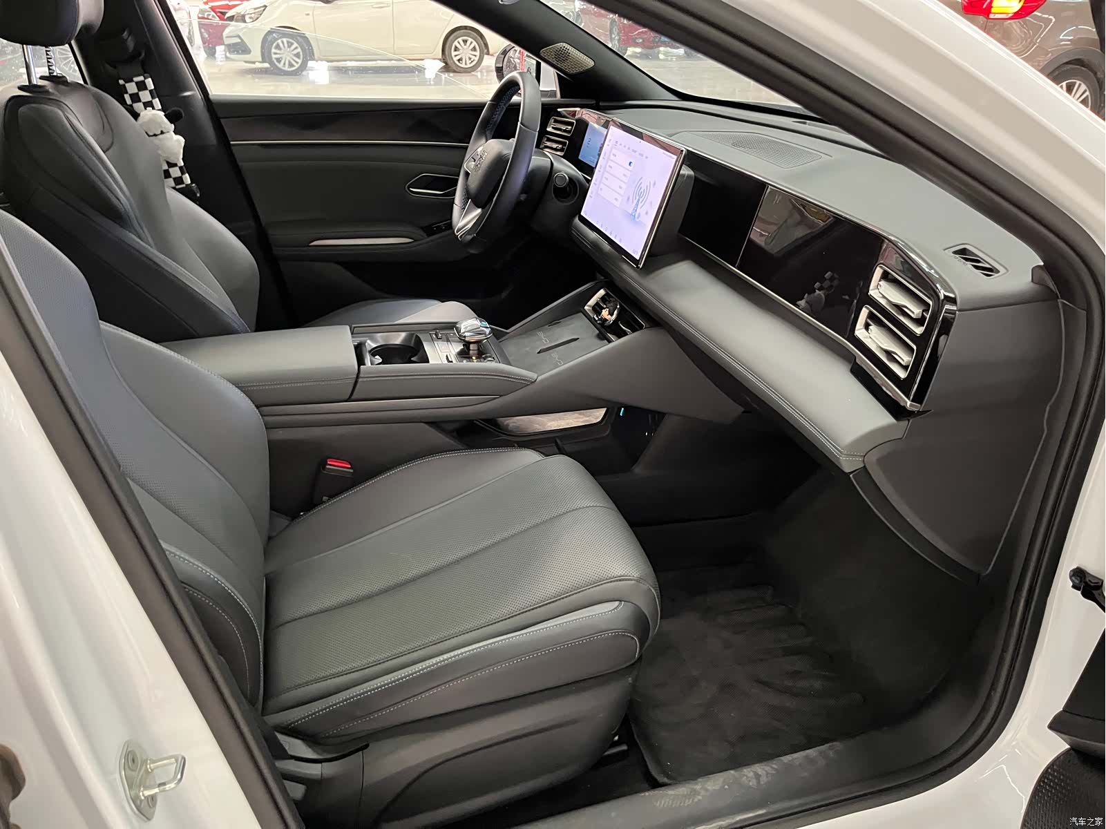 BYD Qin, 2025 11